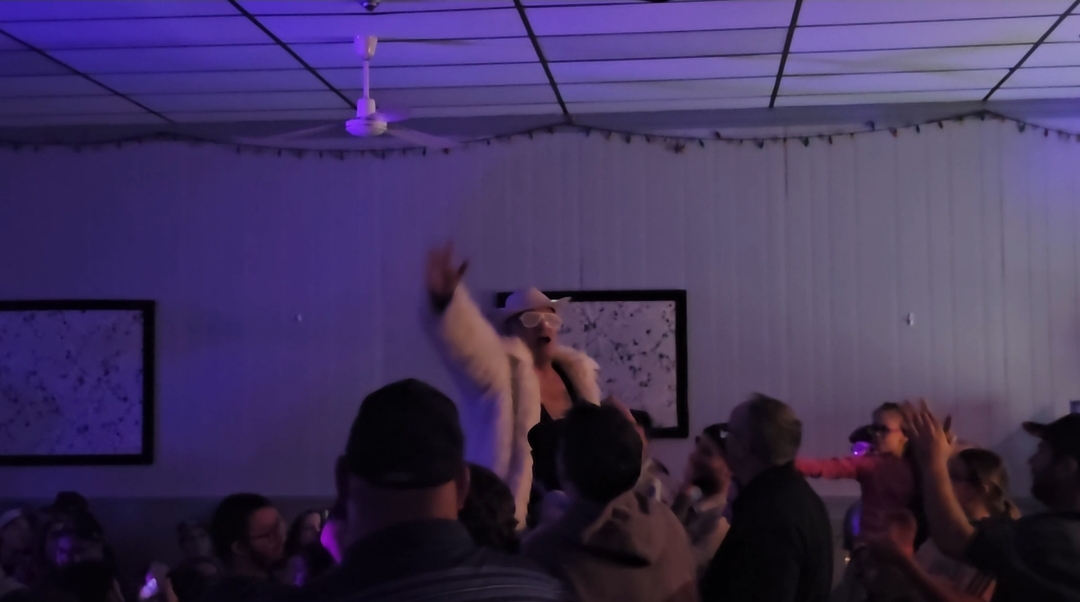 Une Soirée Adorable pour la Première des Productions MLB